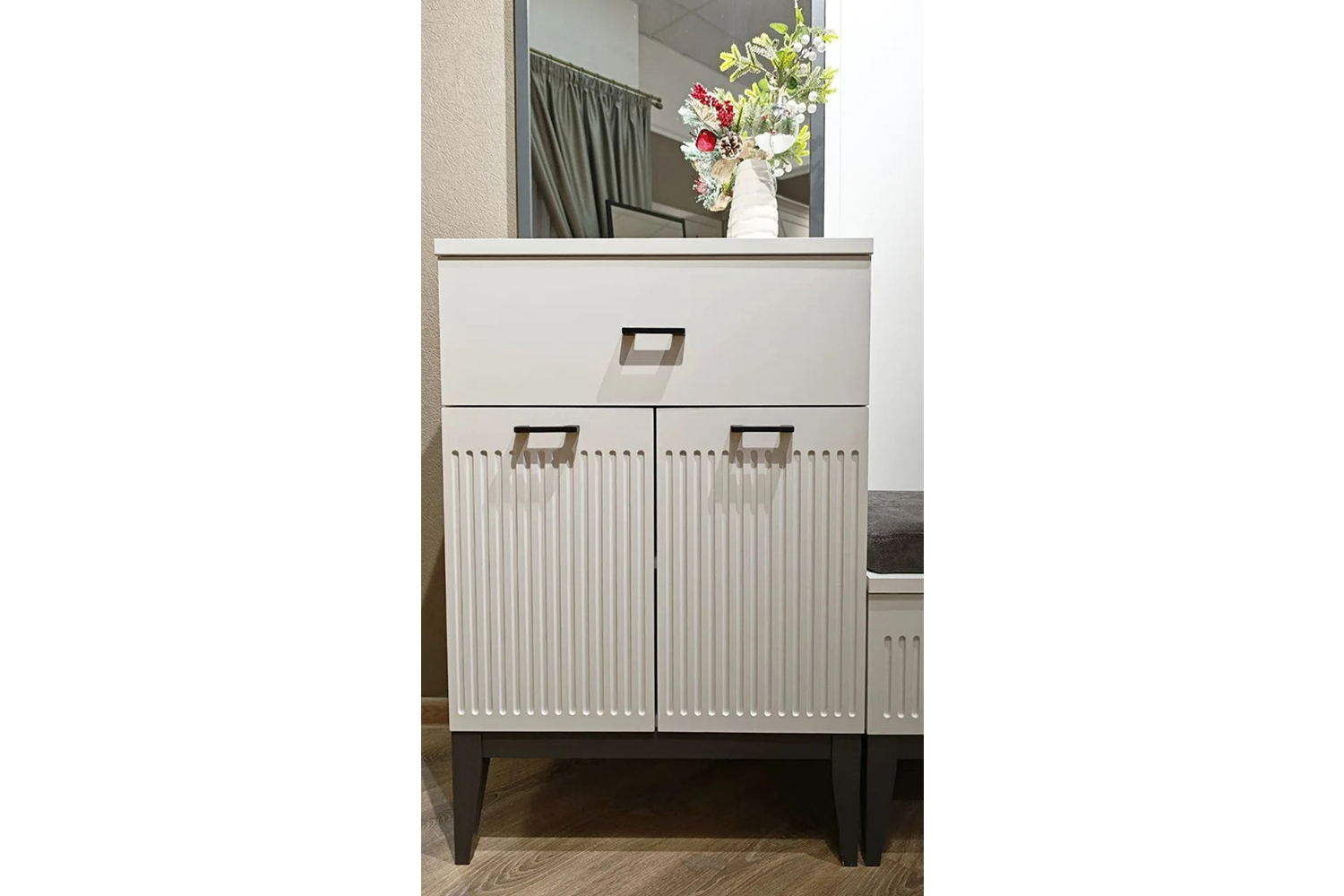 Распродажа - изображение №4 "Прихожая Хилтон (выставочный образец)"  на www.Angstrem-mebel.ru